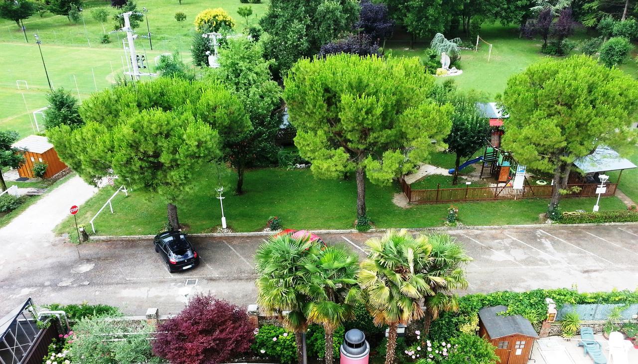 Dogana Vecchia - Hotel & Residence B&B Ristorante & Pizzeria Trivignano Udinese Exterior foto